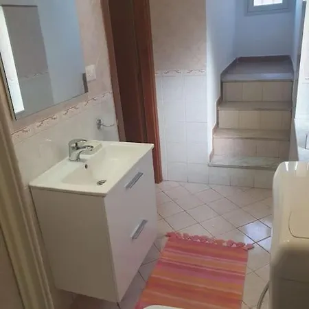 La Casetta All'attico Apartment *